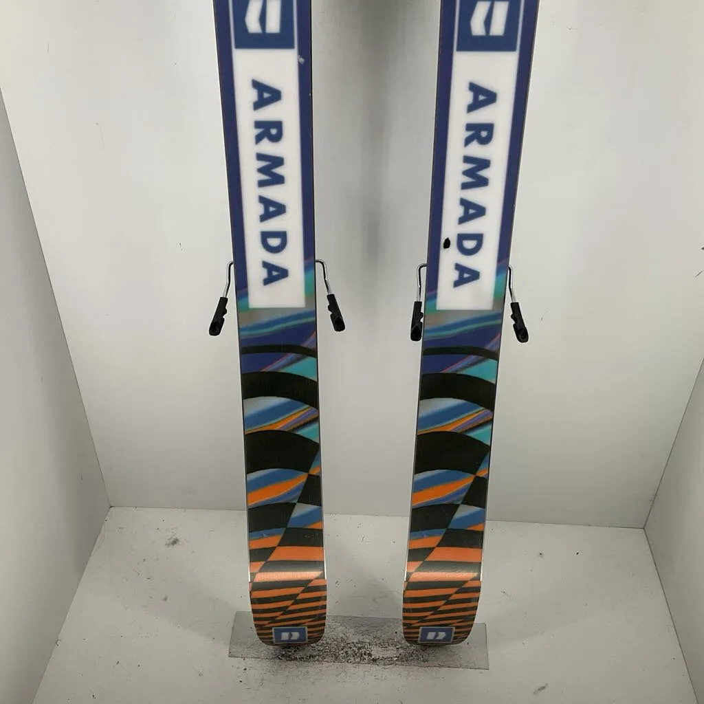 2023 Armada ARV 106 w/ Armada Strive 13 Demo Bindings