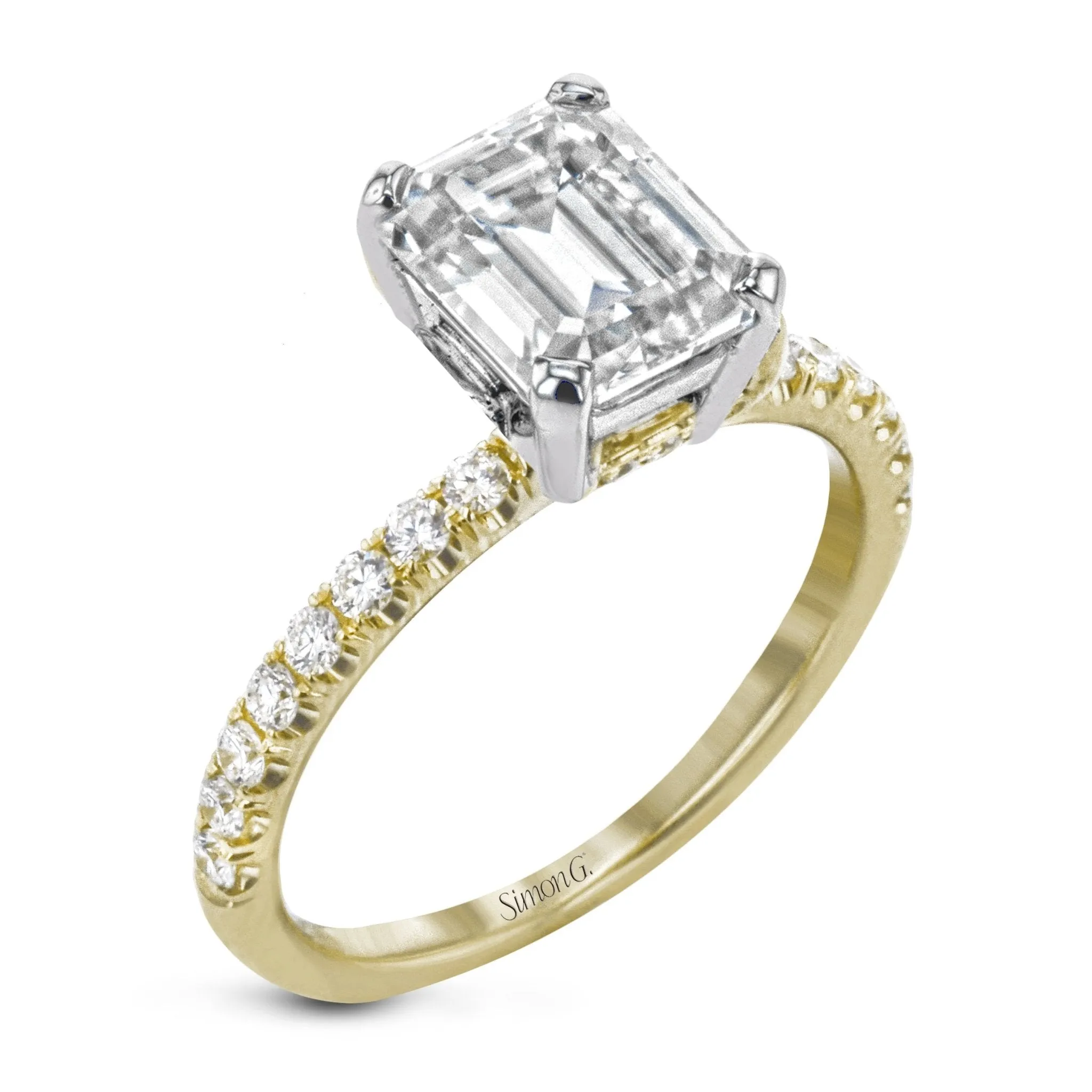 Emerald-cut Engagement Ring & Matching Wedding Band in 18k Gold with Diamonds