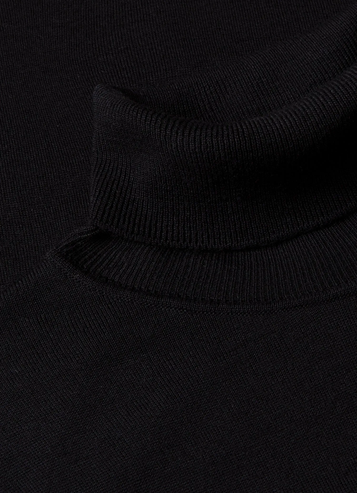 Men's Extra-Fine Merino Roll Neck in Black