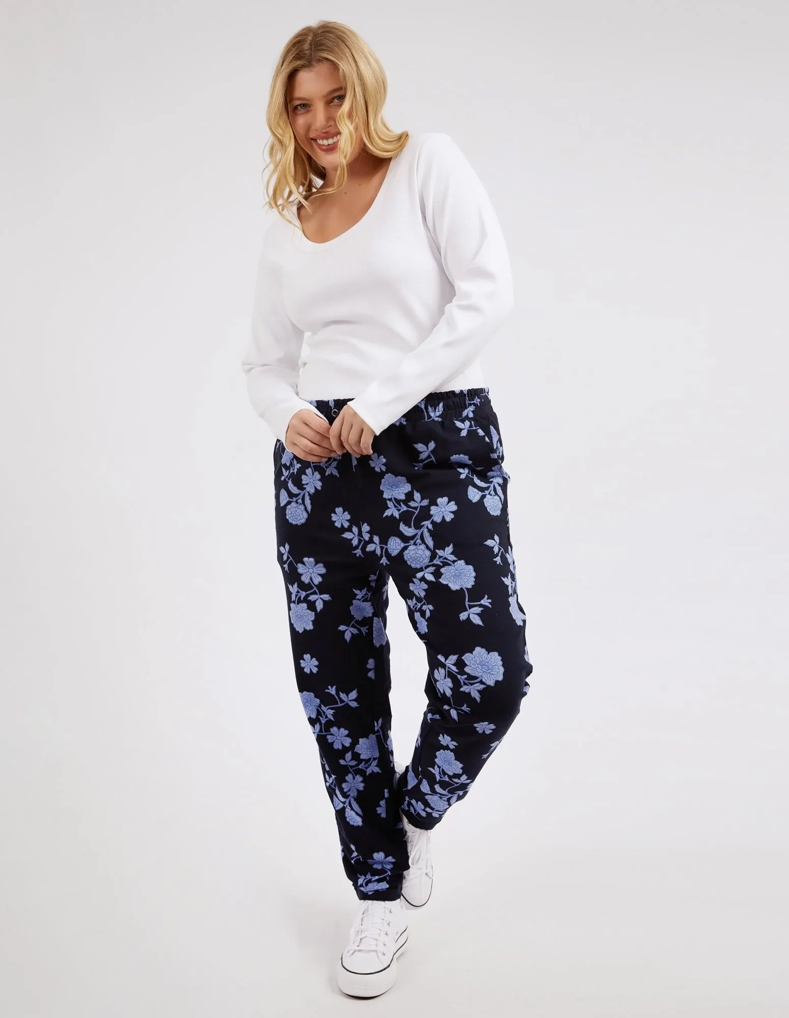 Wallpaper Lounge Pant Navy Floral