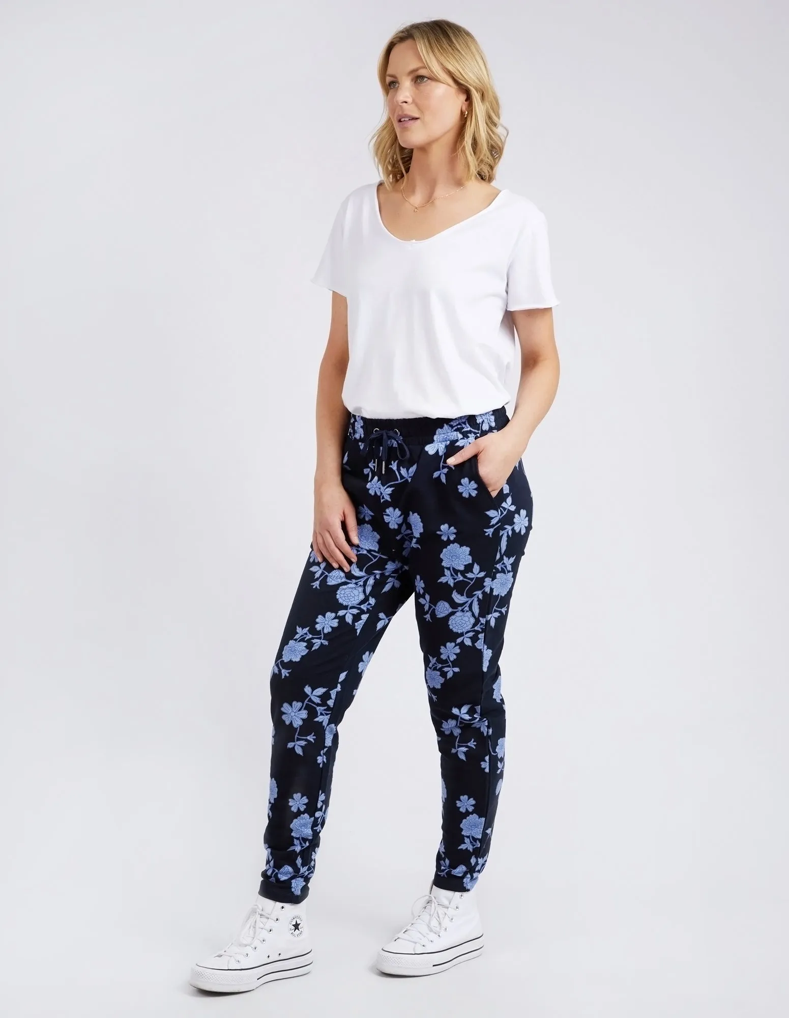 Wallpaper Lounge Pant Navy Floral