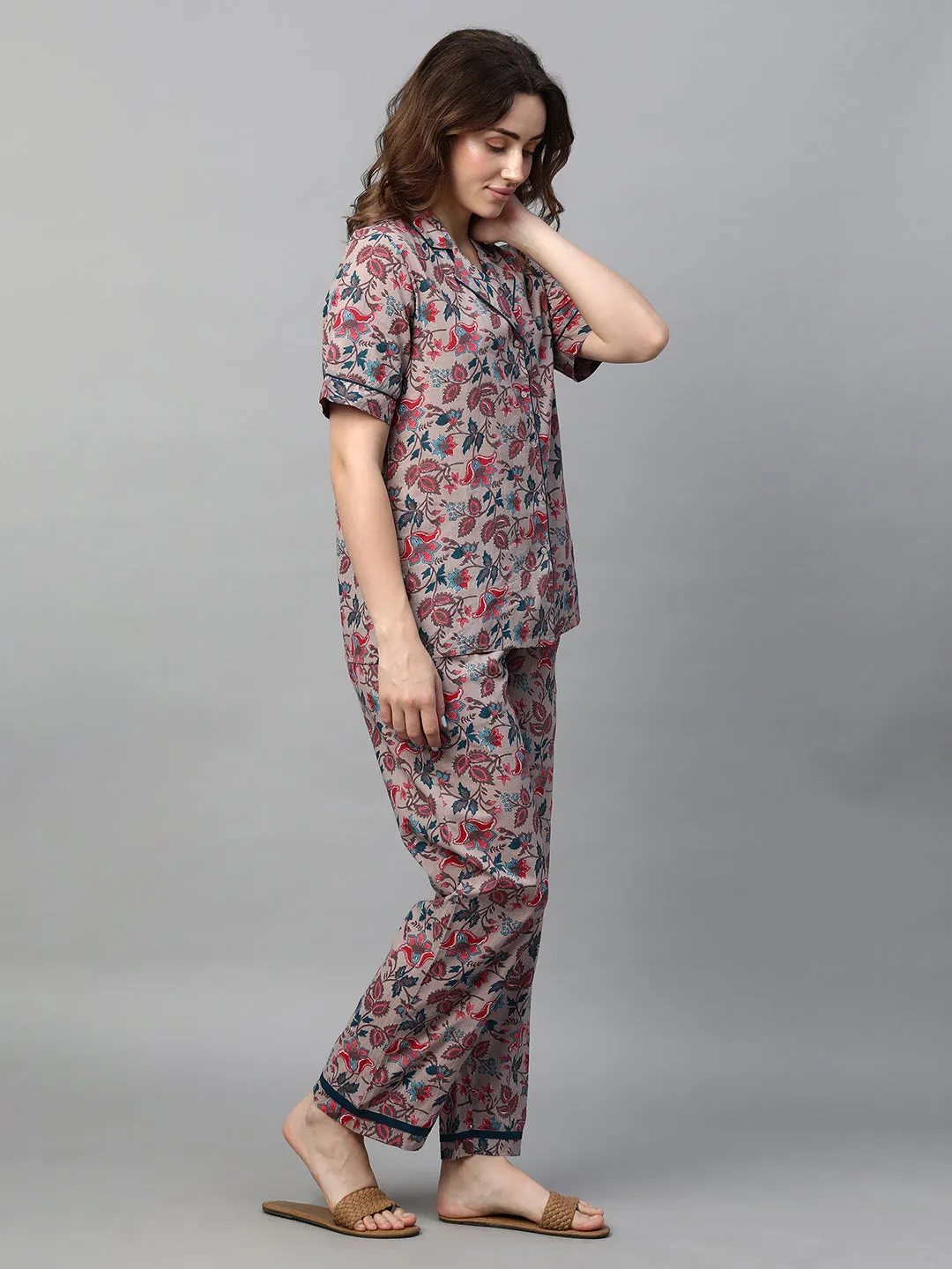 Women's Pink Cotton Regular Fit Pyjama Suit