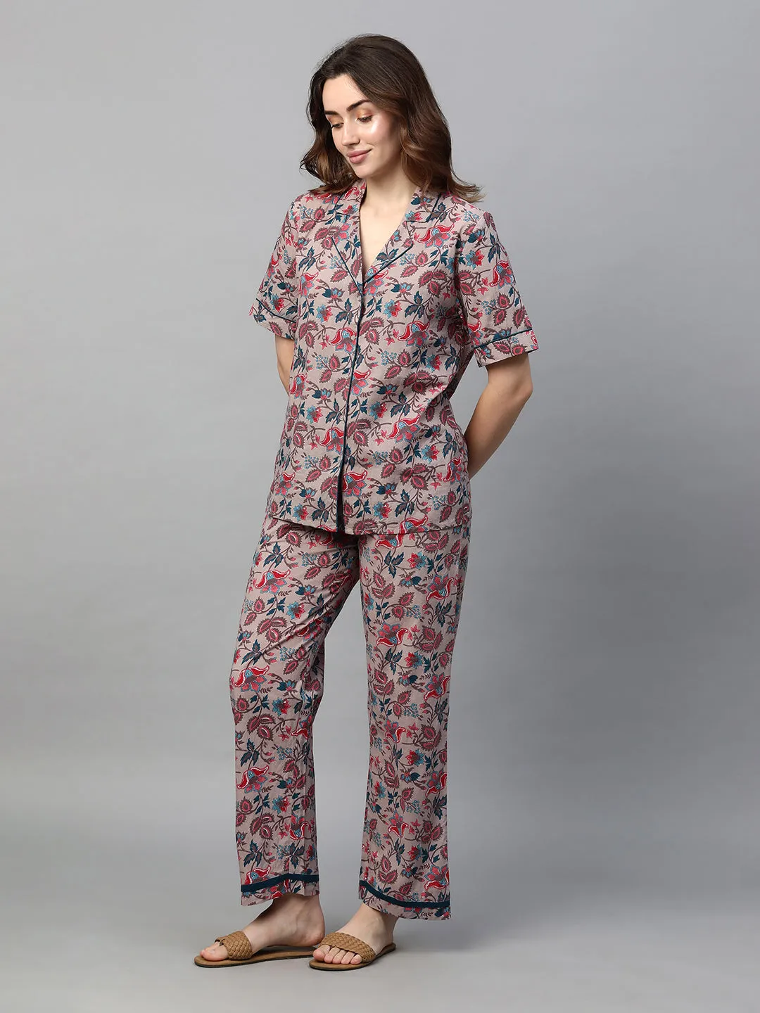 Women's Pink Cotton Regular Fit Pyjama Suit