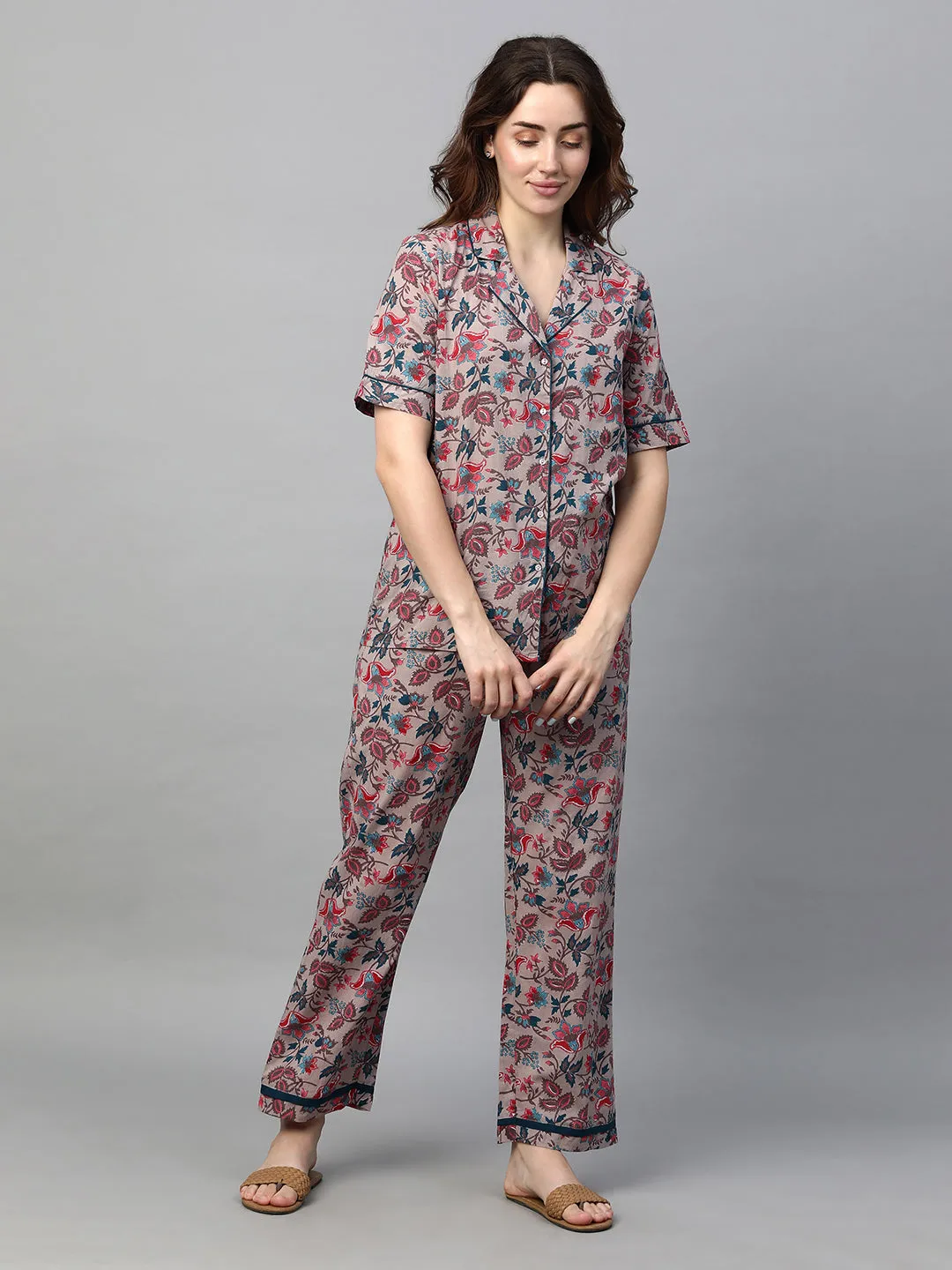 Women's Pink Cotton Regular Fit Pyjama Suit